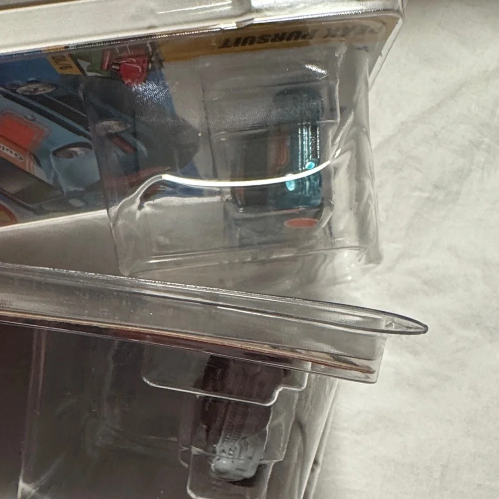 Hot Wheels 2025 Q Case Ford RS200 Super Treasure Hunt & Triumph TR6 TH Set